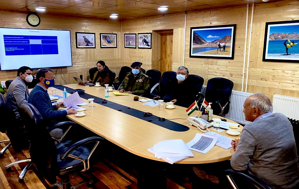 LG RK Mathur reviews COVID preparedness in Ladakh