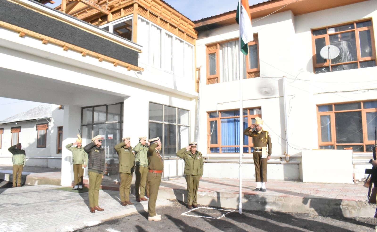 DIG Ladakh Police Sheikh Junaid Mehmood unfurls tricolour on Republic Day