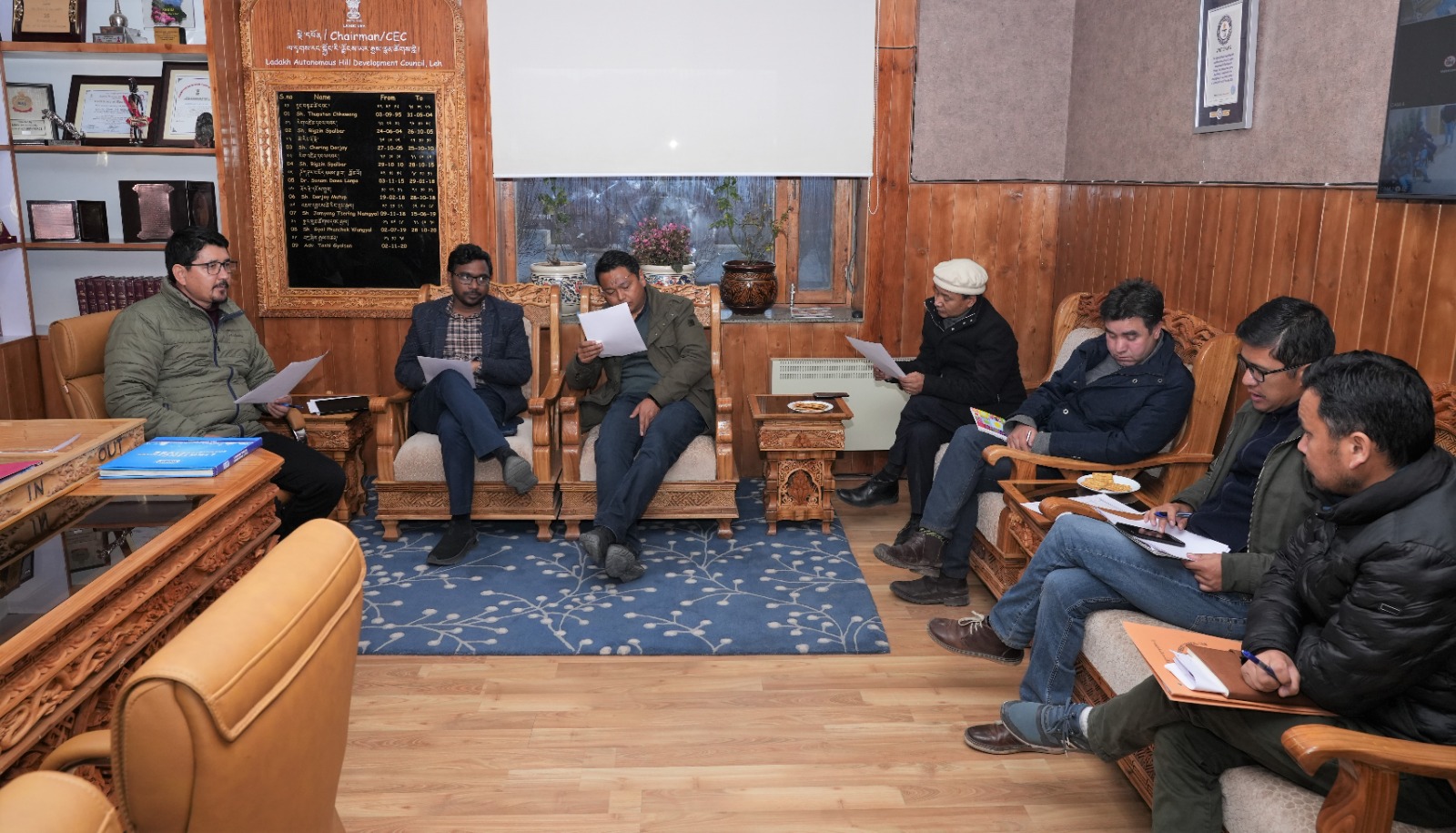 Chairman/CEC Tashi Gyalson chairs review meet to implement Labour welfare schemes in Leh