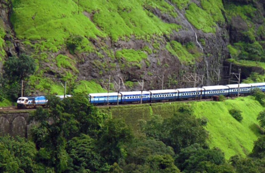 10 of the Greenest Railway Routes of India