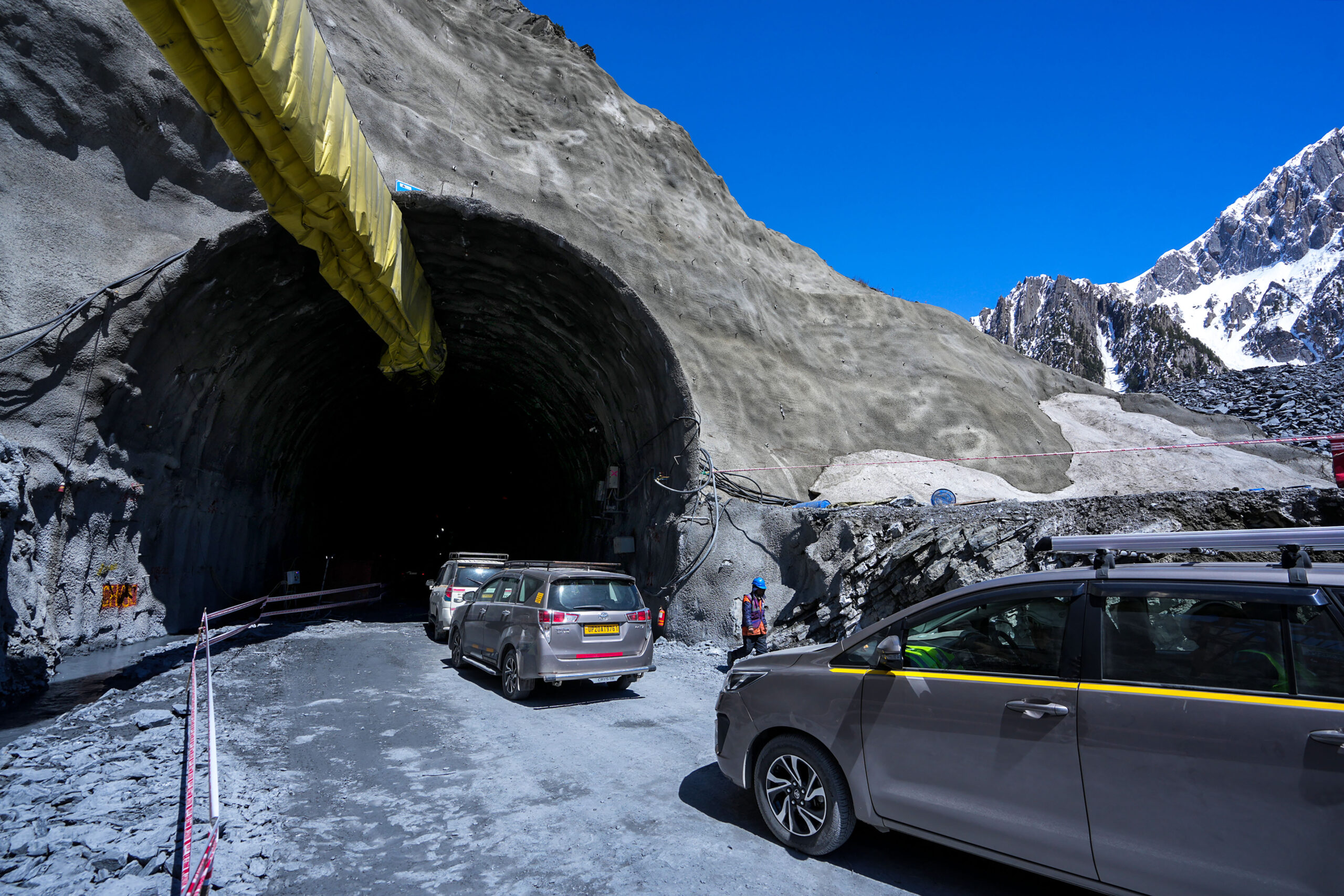 Work on Zojila tunnel in full swing, over 40 pc drilling achieved; project to be complete by Dec 2026