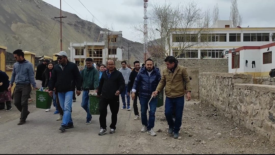 Awareness-cum-cleanliness drive held in Khaltse