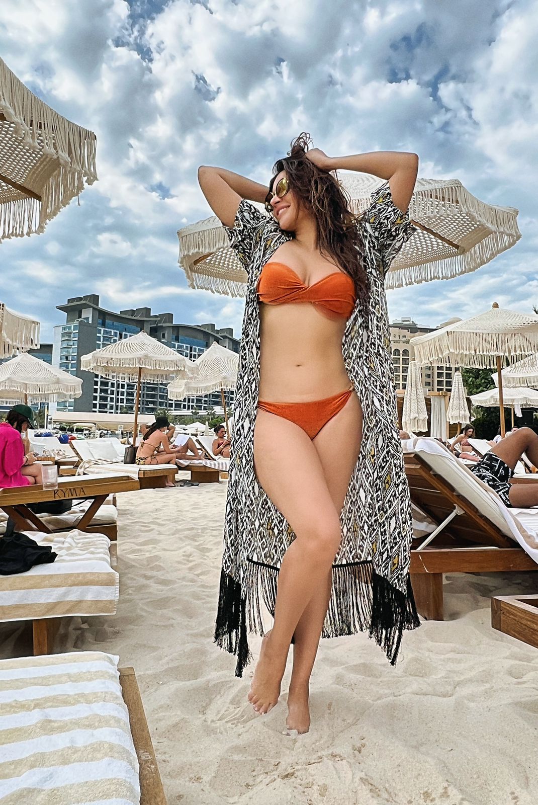 Shama Sikander And Her Sizzling Beach Style Will Make You Fall In Love With  Summers All Over Again