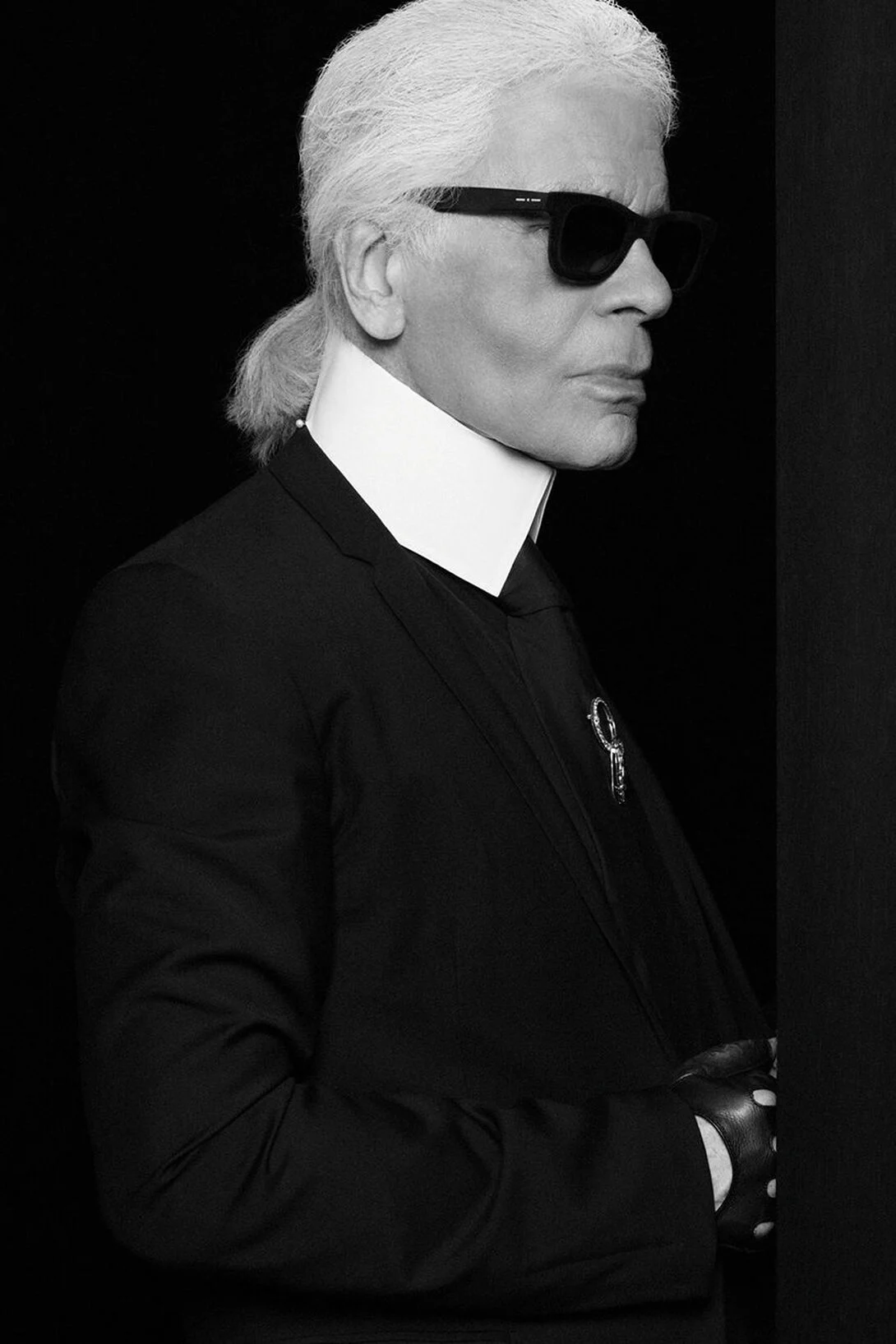 Met Gala Honouring Karl Lagerfeld Despite Controversy, Complex Legacy -  FASHION Magazine