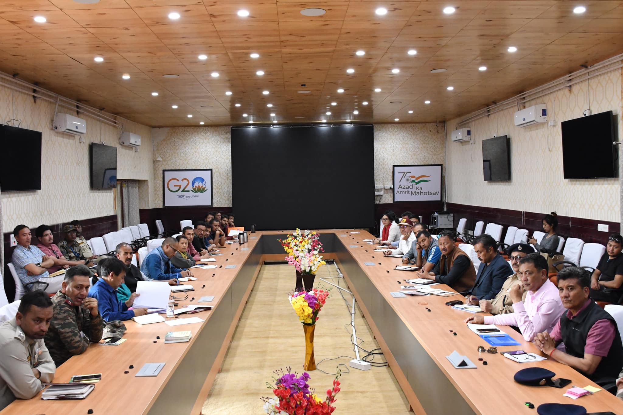 DC Leh Santosh Sukhadeve chairs review meeting ahead of Independence Day celebrations