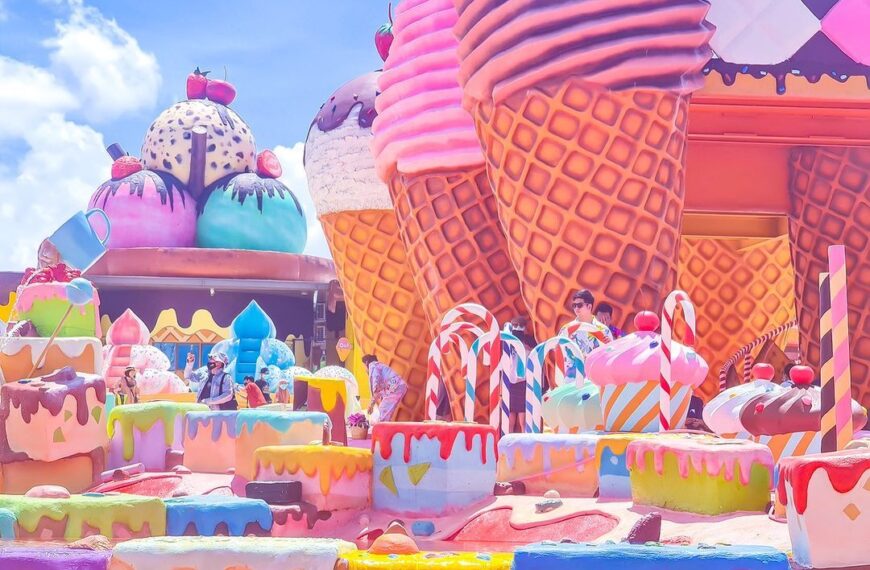 World’s Largest Ice Cream Cafe In Pattaya Is Inspired By Candy Crush IRL