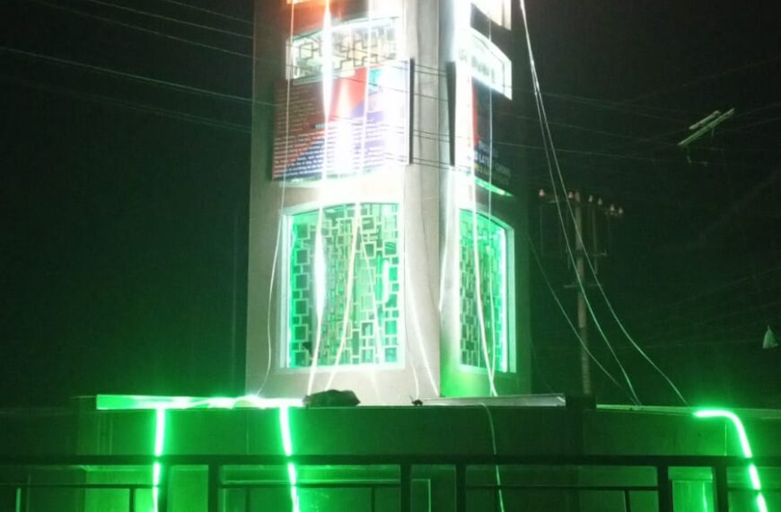 Clock tower in Pulwama’s Awantipora lights in Tricolor on Republic Day