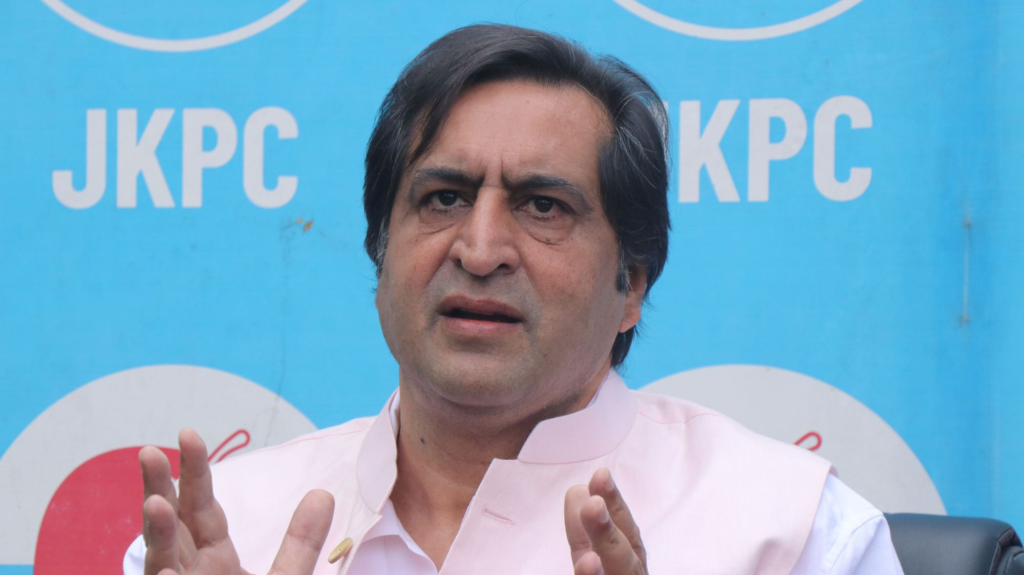 Will Not Allow ‘Biggest Enemy’ Of J&K People Win In Kashmir Through Division Of Votes: Sajad Lone