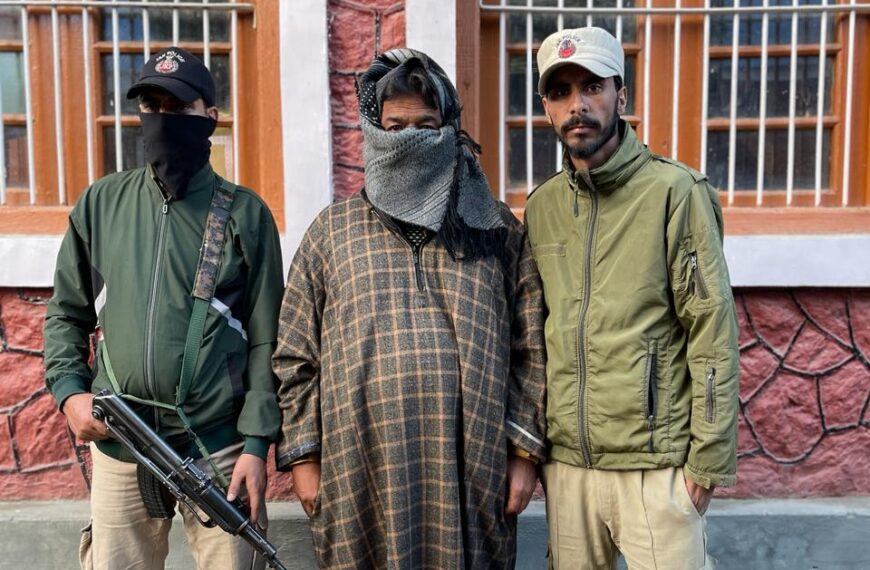 Bandipora police arrest drug smuggler, seize 1.3 kg of Charas