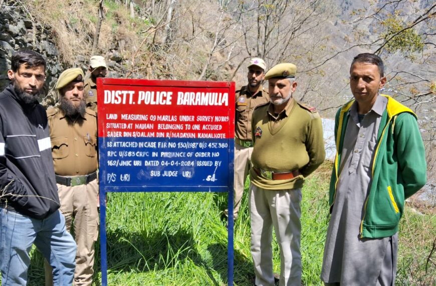 Police in Baramulla attach properties of proclaimed offenders exfiltrated to PoJK/Pakistan