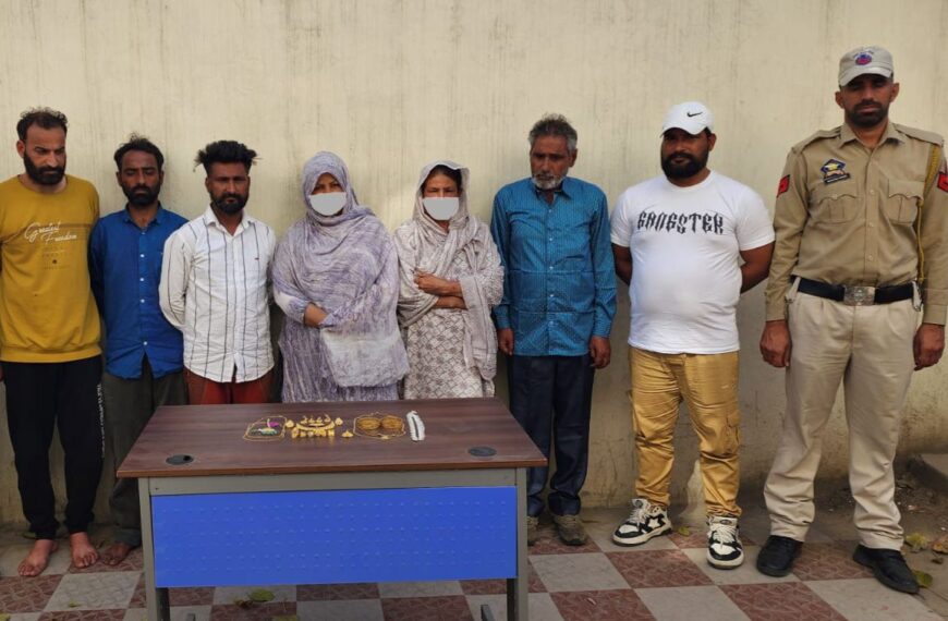 Samba police dismantle gang of thieves; 8 arrested, stolen property worth 11 lakhs recovered