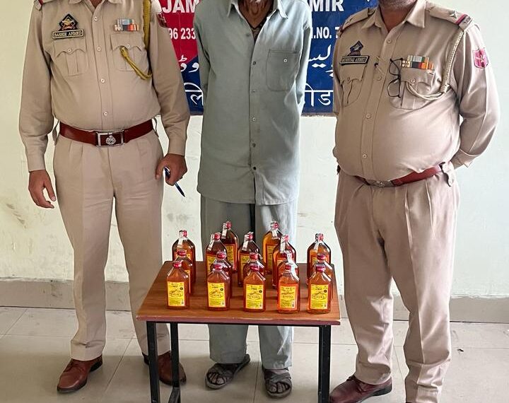 Police apprehend bootlegger with illicit liquor in Doda