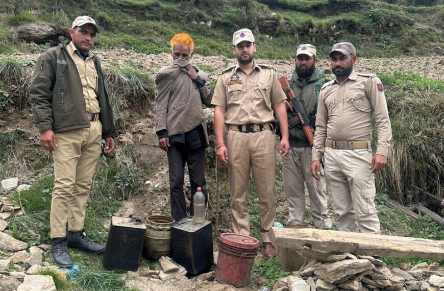 J&K police seize illicit liquor in Gandoh area of Doda