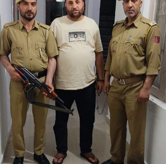 Notorious drug smuggler apprehended under NDPS Act in Baramulla