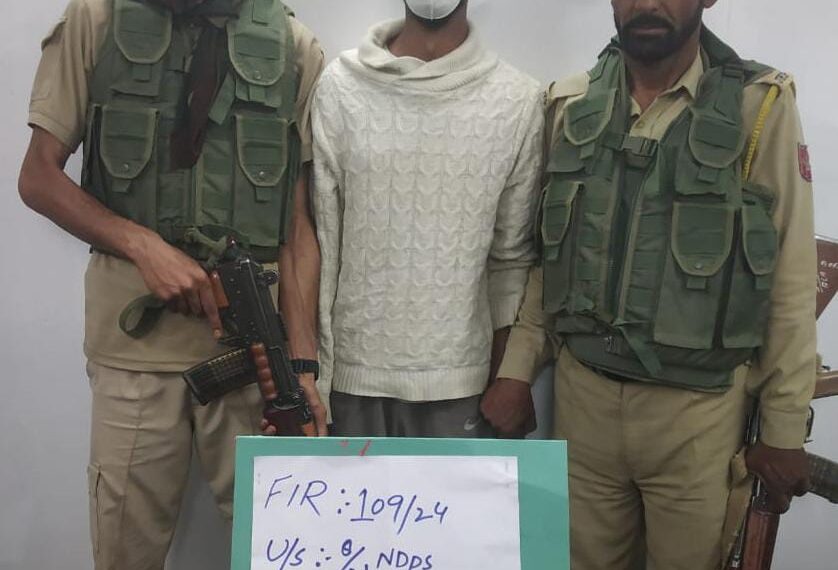 Police arrest drug peddler in Baramulla; seize 18 grams of contraband heroin