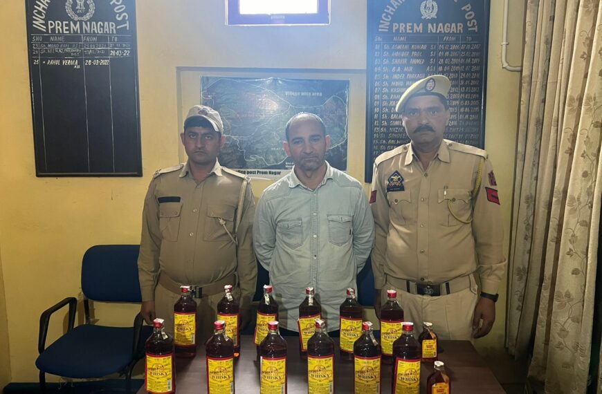 Bootlegger held in Prem Nagar area of Thathri, Doda