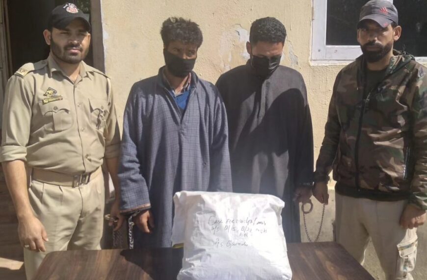 Kulgam Police Arrests 3 Drug Peddlers, Seizes Contrabands Worth Lakhs