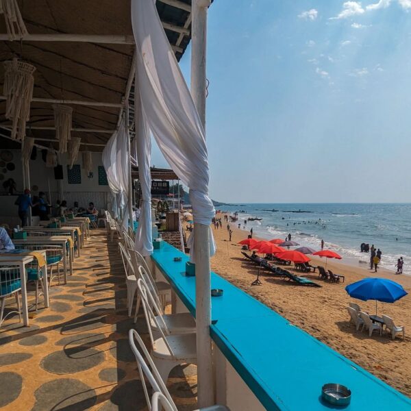 5 sea facing restaurants to hang out in Goa