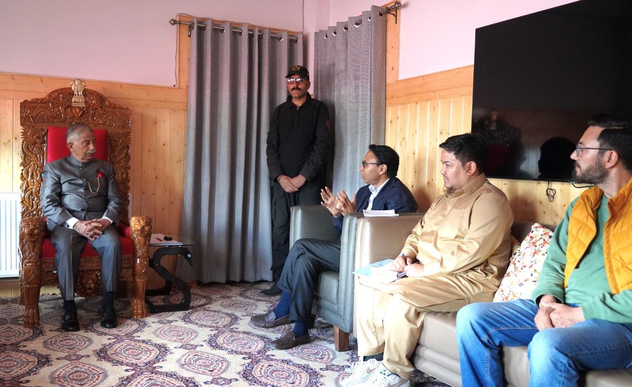 MP Ladakh Mohmad Haneefa calls on LG Brig Dr BD Mishra to discuss burning issues