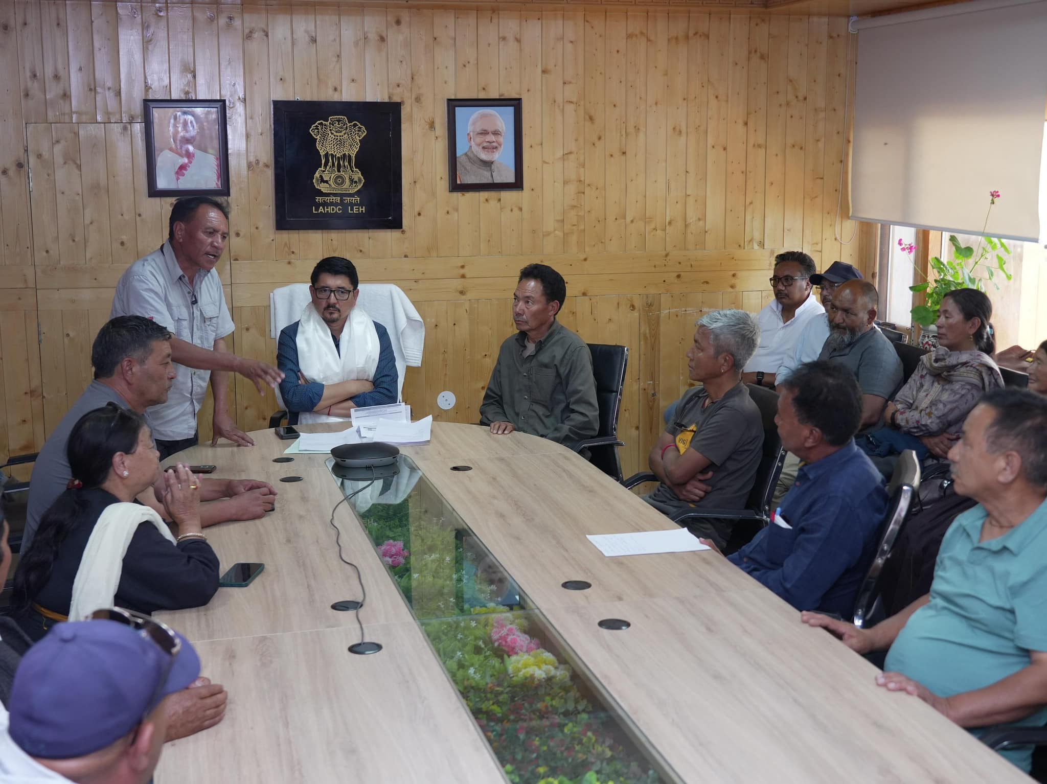 Delegation of Leh Phu-Dho led by BJP Mandal, President, Upper Leh, Rigzin Chubi calls on CEC Adv Tashi Gyalson.