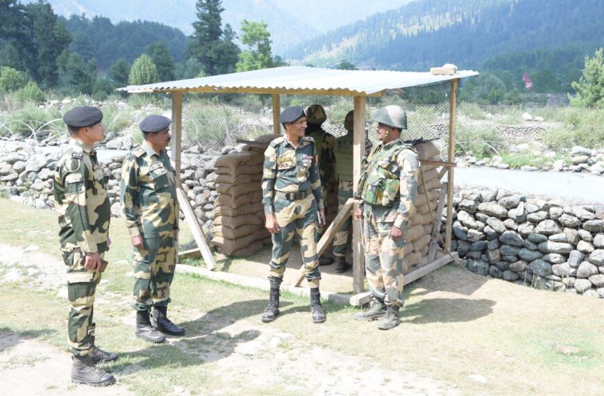 IG BSF reviews operational preparedness of BSF troops deployed along Pahalgam axis for Shri Amarnath Yatra