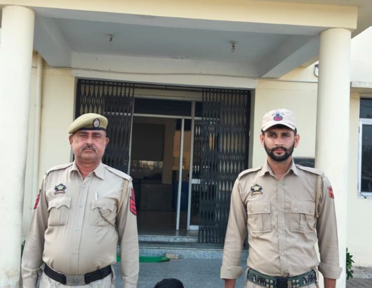 Police apprehends inter-state smuggler in Samba