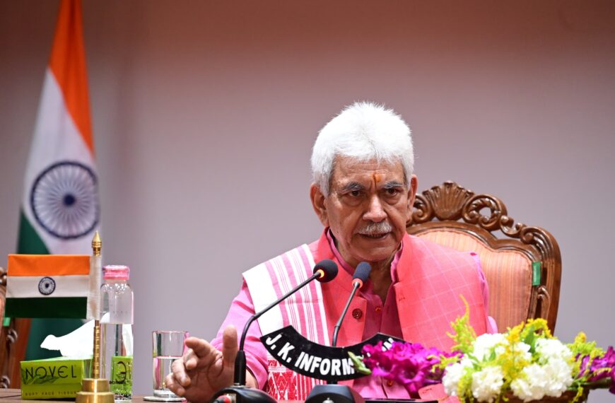 LG Manoj Sinha addresses officers undergoing Higher Command Course at Army War College