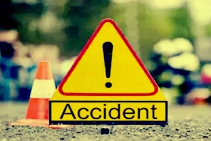 12 CRPF personnel injured in road accident in Budgam