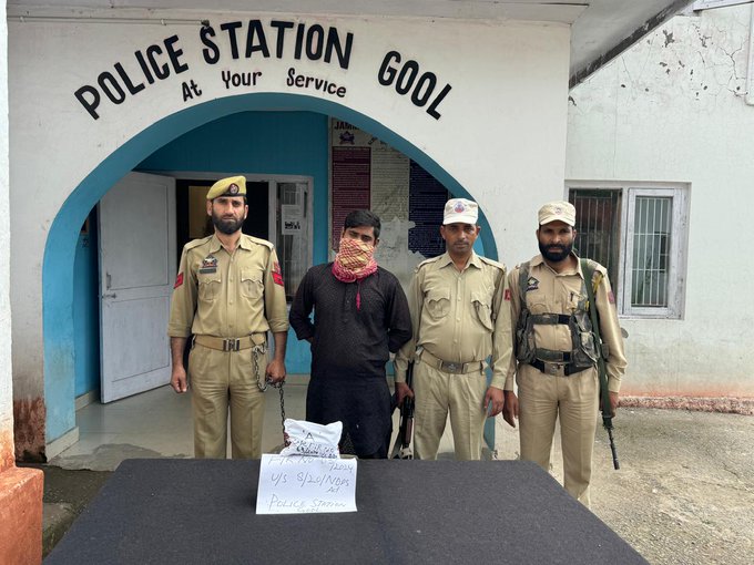 Operation Sajeevani: Ramban Police apprehends peddler with contraband  