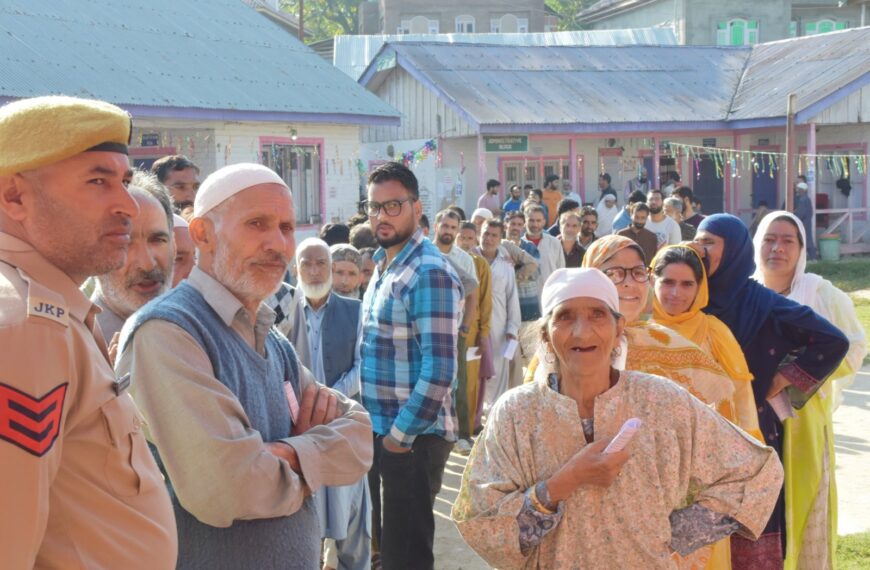 J&K records 26.72 % voter turnout till 11 am