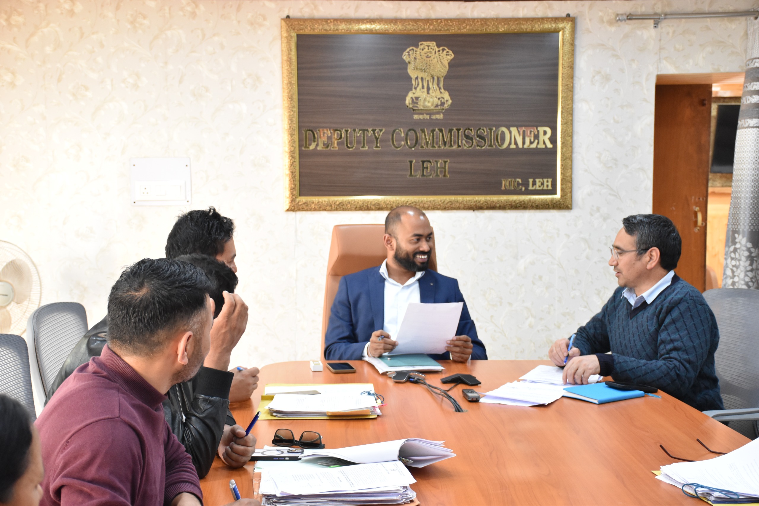 DC Leh Santosh Sukhdeve reviews utilization of DMFT funds