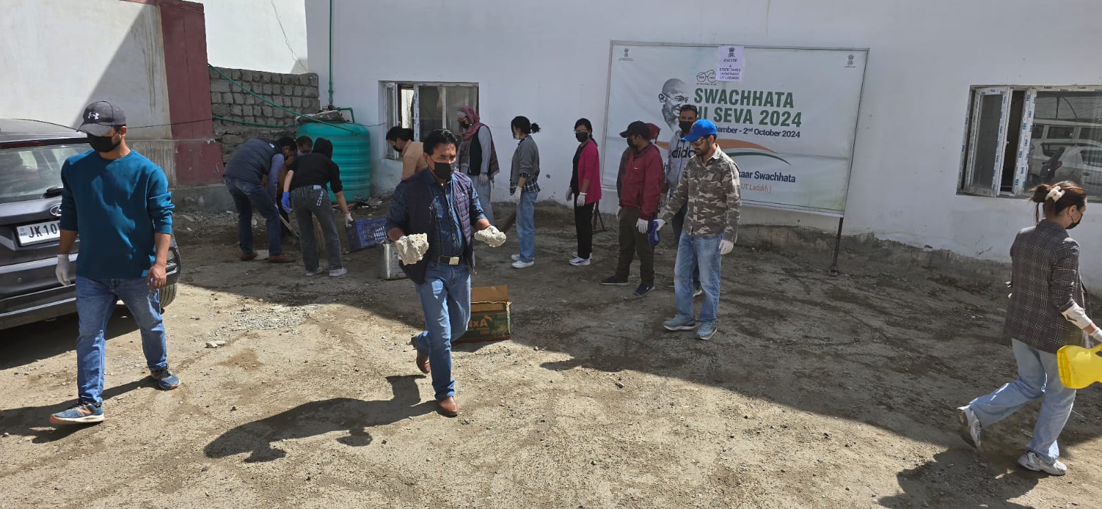 Excise and State Taxes Department, Leh, Conducts Massive Cleanliness Drive