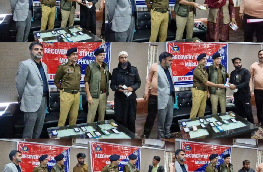 Kupwara Police recovers 17 stolen mobile phones worth 2.5 lakhs