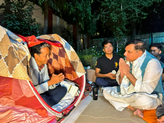 Sonam Wangchuk breaks fast; home ministry to resume talks with Ladakh groups on December 3