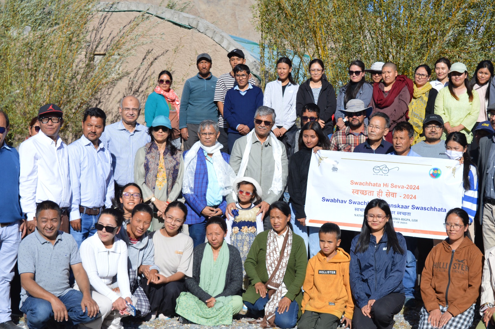 Cleanliness Drive held at Trans Himalayan Herbal Garden of National Institute of Sowa Rigpa Leh