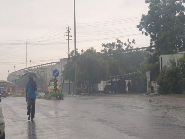 Heavy Rainfall lashes several parts of Thoothukudi in Tamil Nadu