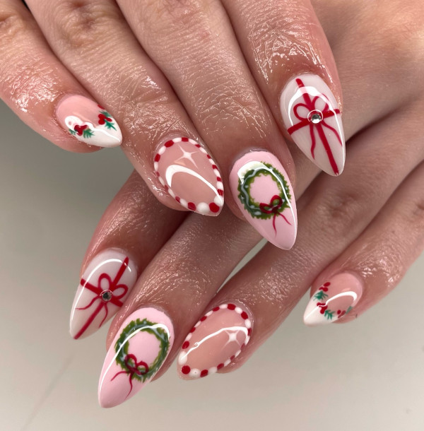 Cute Christmas nails