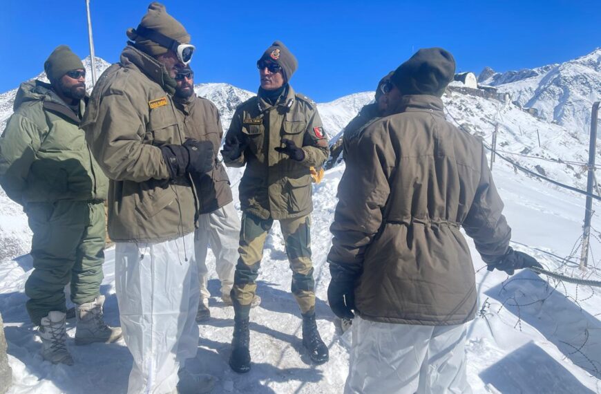 IG BSF Kashmir Ashok Yadav reviews winter preparedness at forward locations